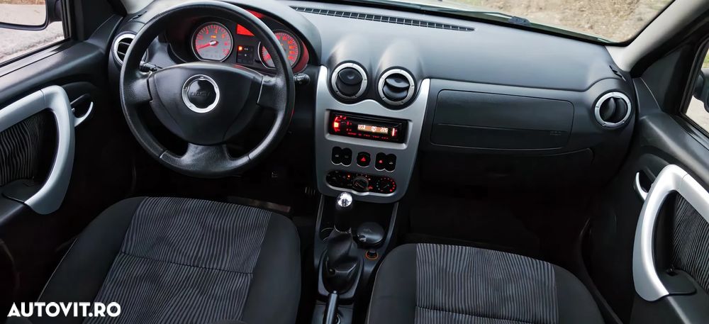 Dacia Sandero 1.6 MPI Laureate - 5