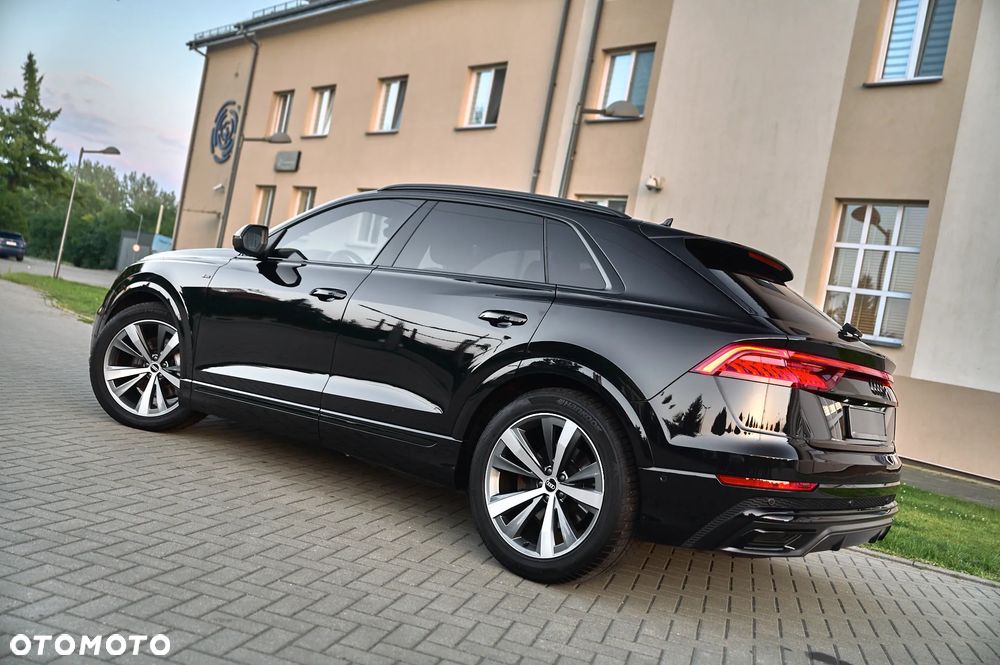 Audi Q8 - 3