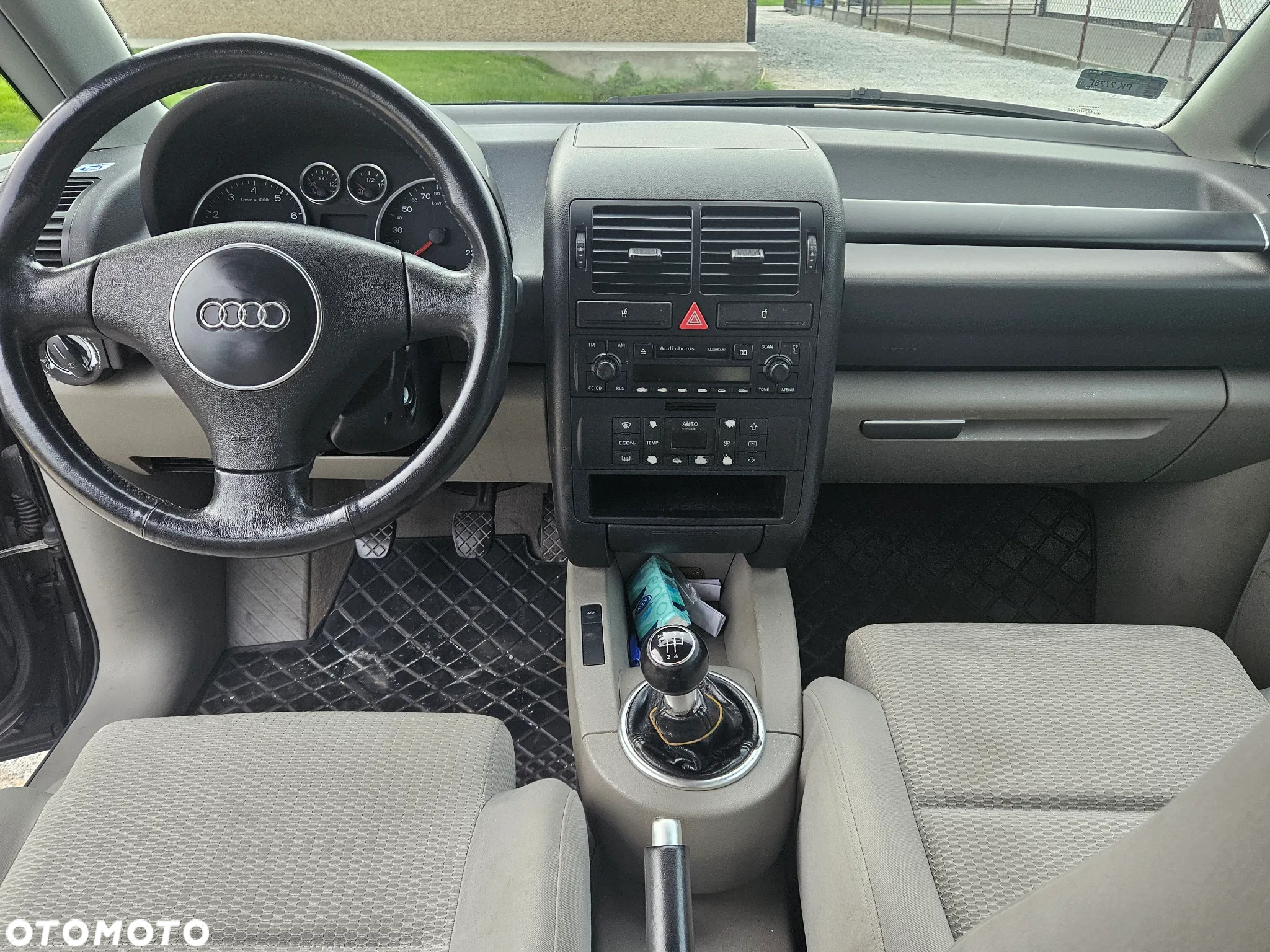 Audi A2 1.6 - 12