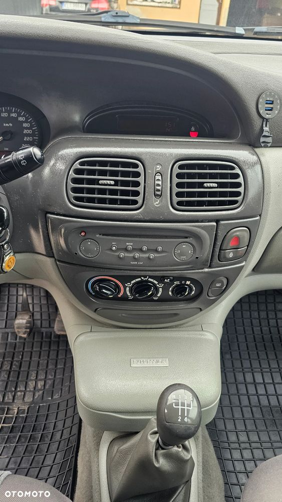 Renault Scenic 1.6 16V EXpression - 7