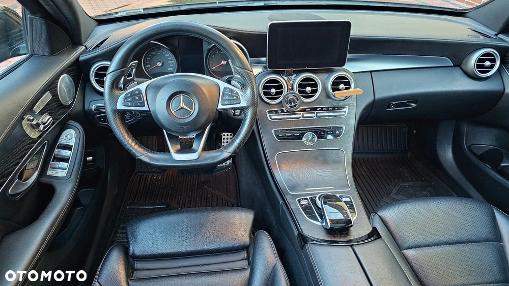 Mercedes-Benz Klasa C 300 7G-TRONIC - 25