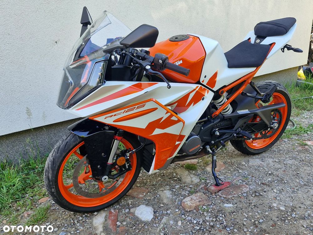 KTM RC 125 - 3
