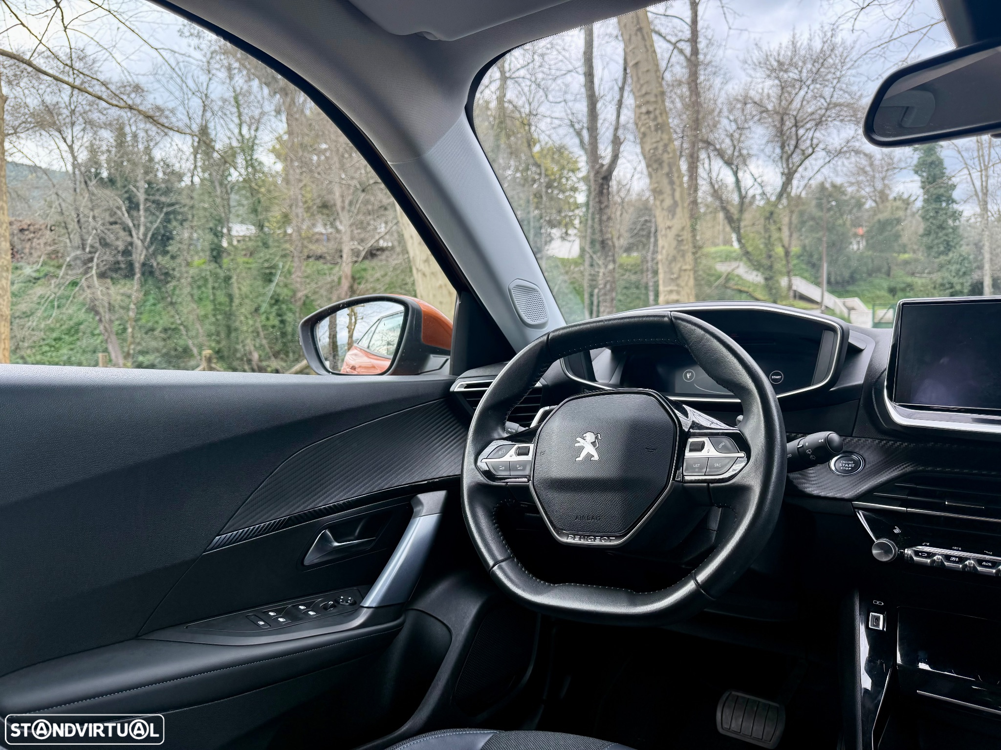 Peugeot 2008 1.5 BlueHDi Allure EAT6 - 7