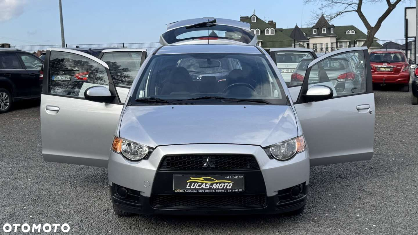 Mitsubishi Colt - 11