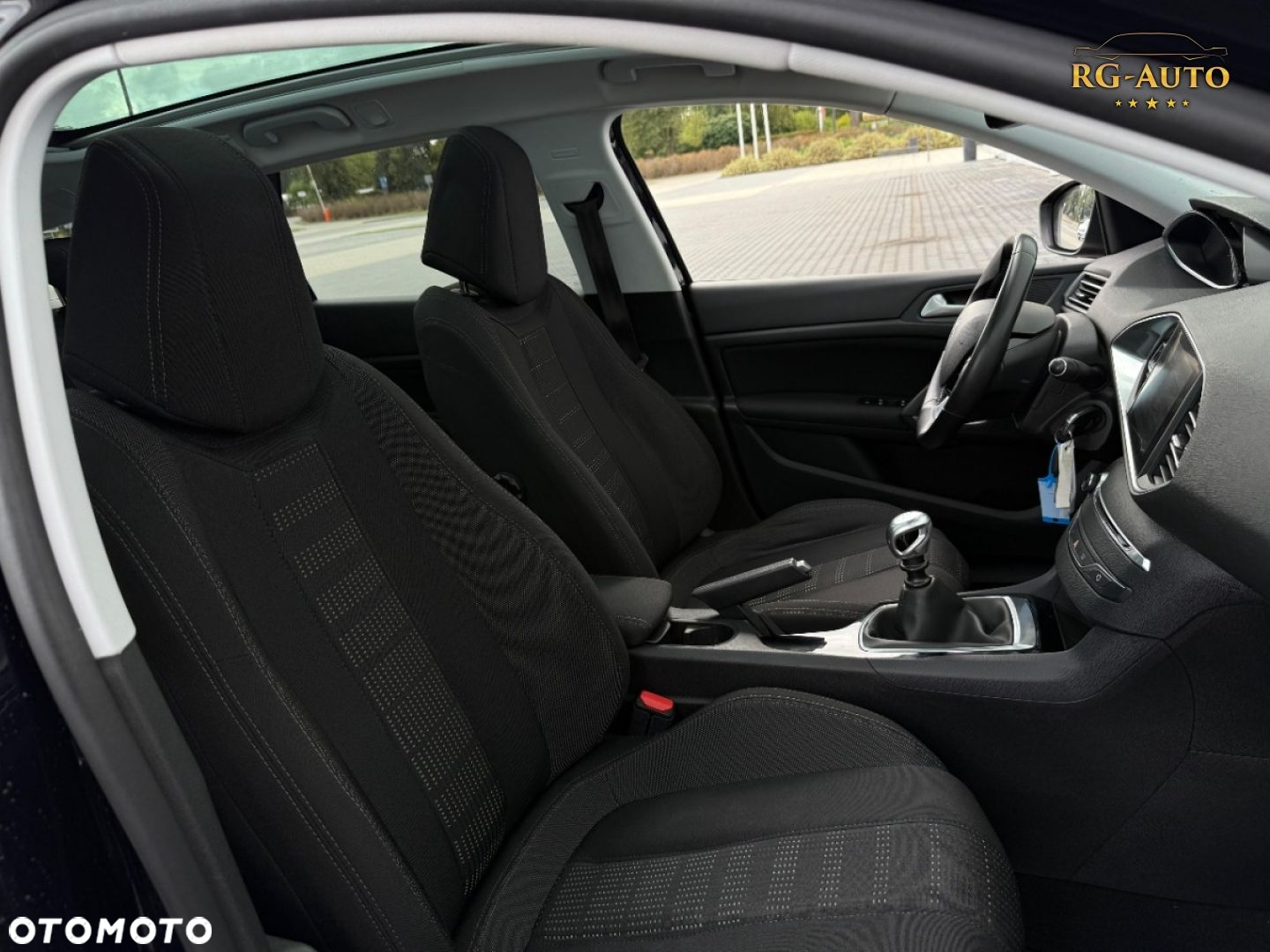 Peugeot 308 - 33