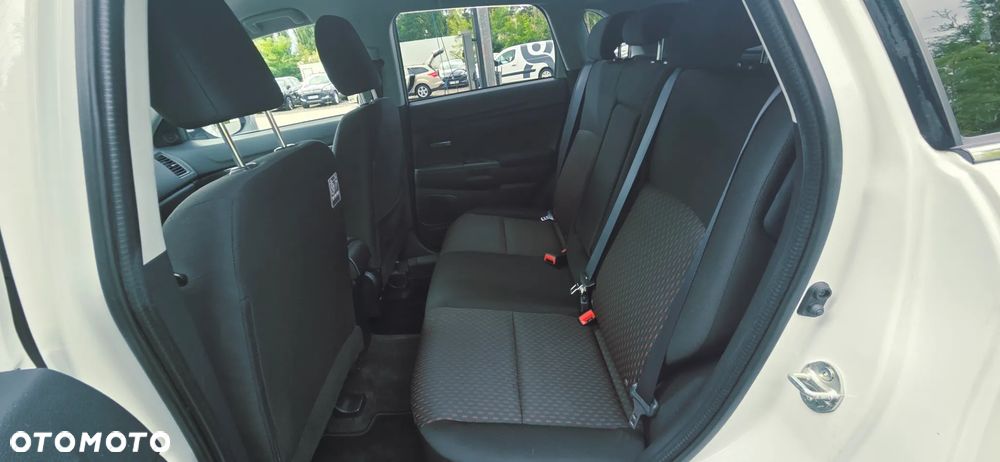 Mitsubishi ASX 1.6 2WD Comfort Edition - 32