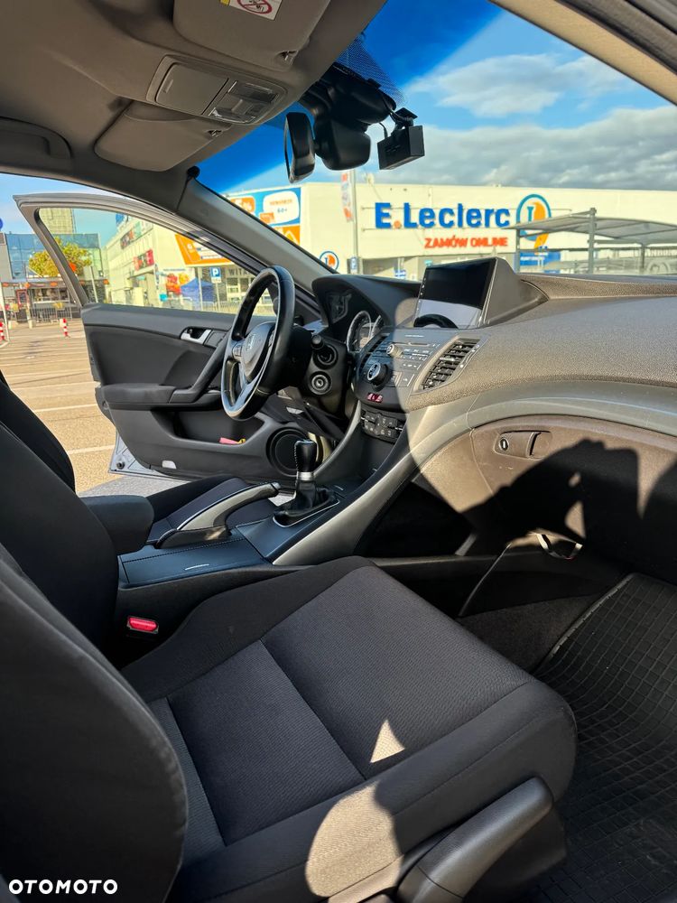 Honda Accord 2.0 Executive - 8