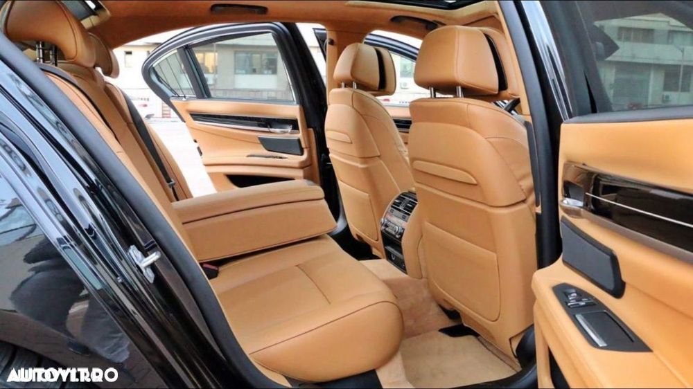 BMW Seria 7 730d - 10