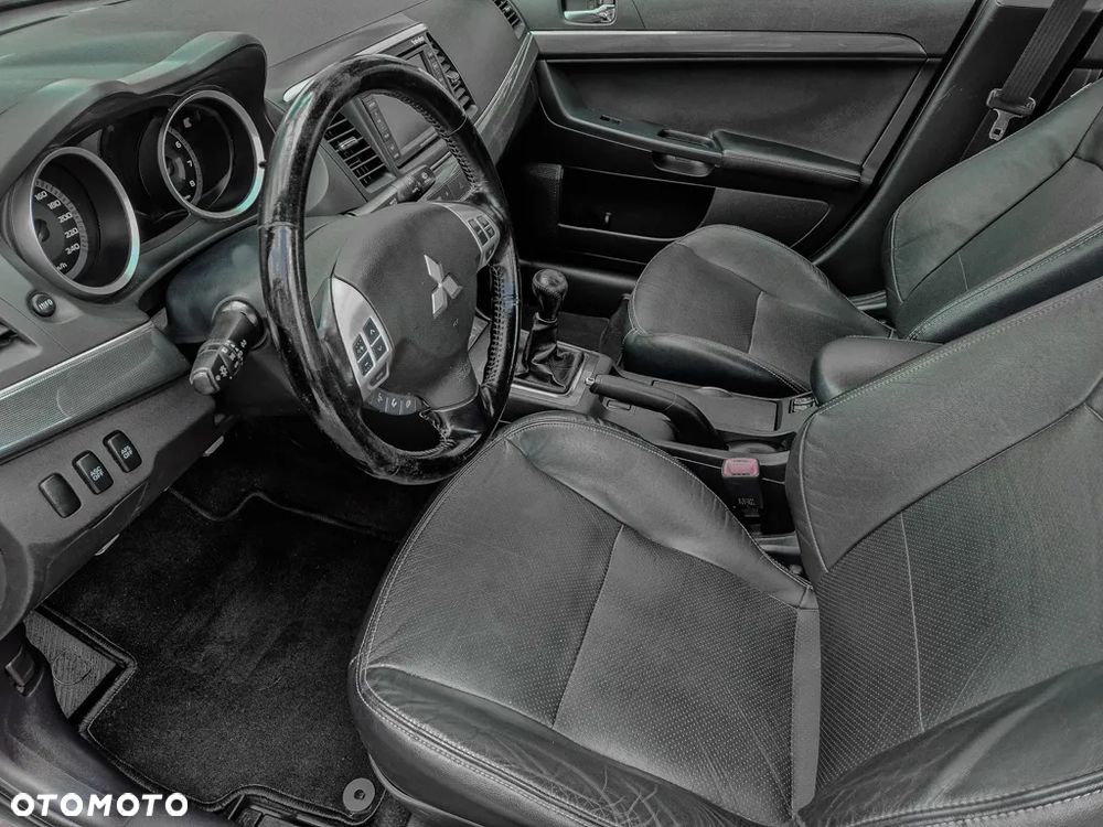 Mitsubishi Lancer 1.8 Instyle NAVI - 16