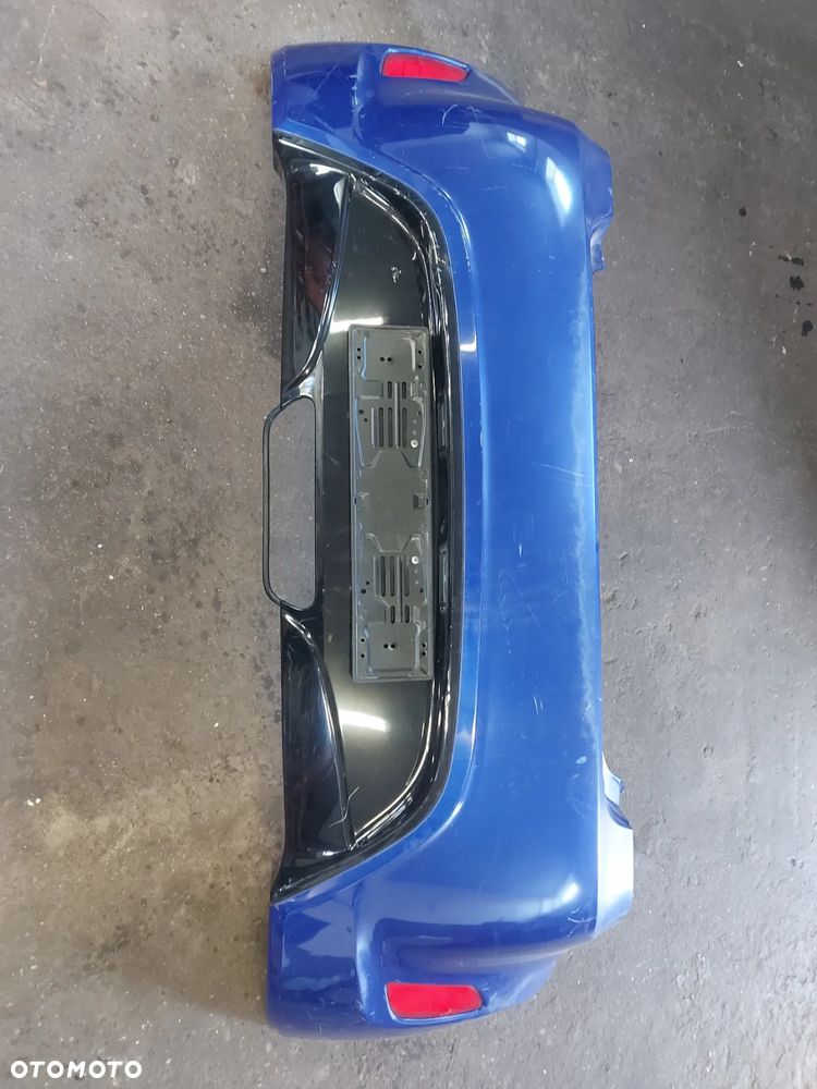 Hyundai Veloster zderzak tył