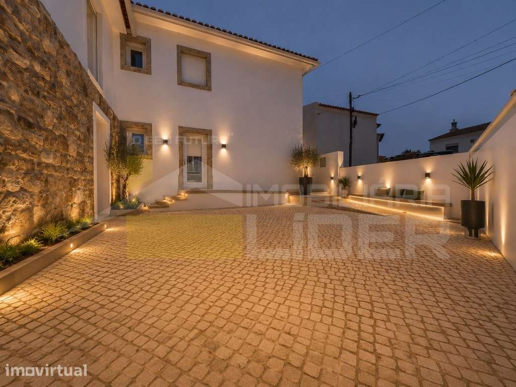 OFERECEMOS a escritura.
Moradia T3 no Zambujal - Longo da Vila - M... - Grande imagem: 5/41
