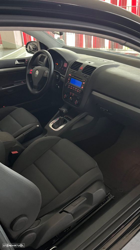 VW Golf 2.0 TDi Sport DSG - 15