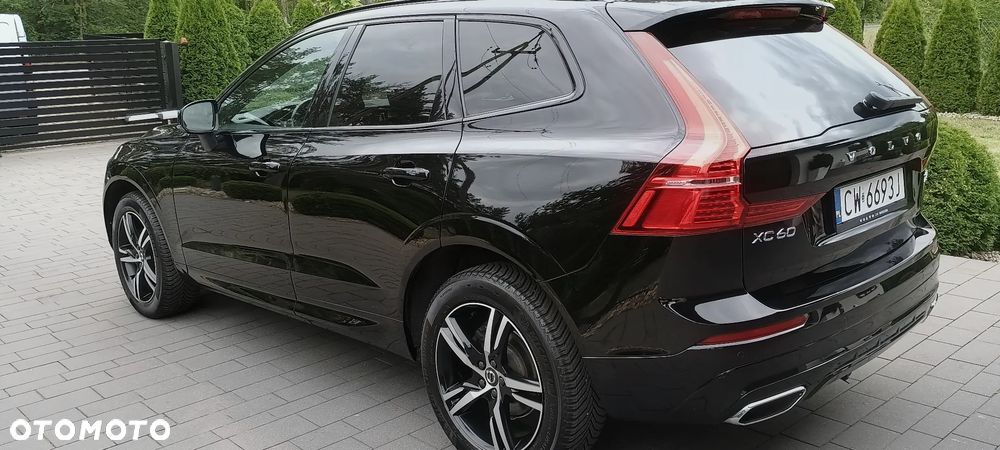Volvo XC 60 D4 R-Design - 12