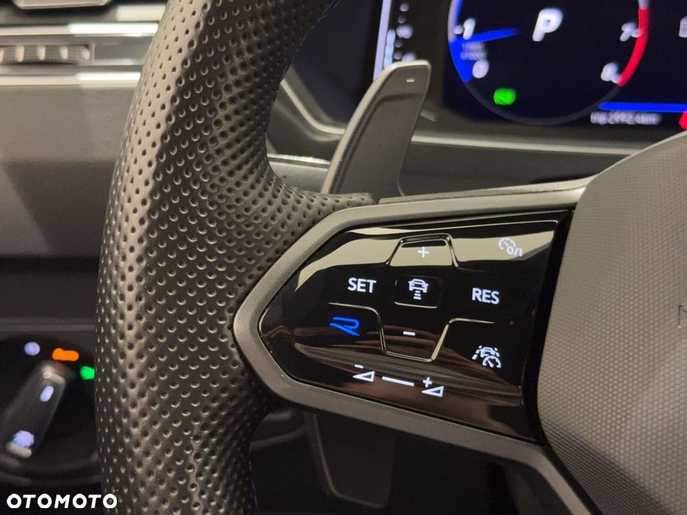 Volkswagen Tiguan 2.0 TSI 4Mot R DSG - 29