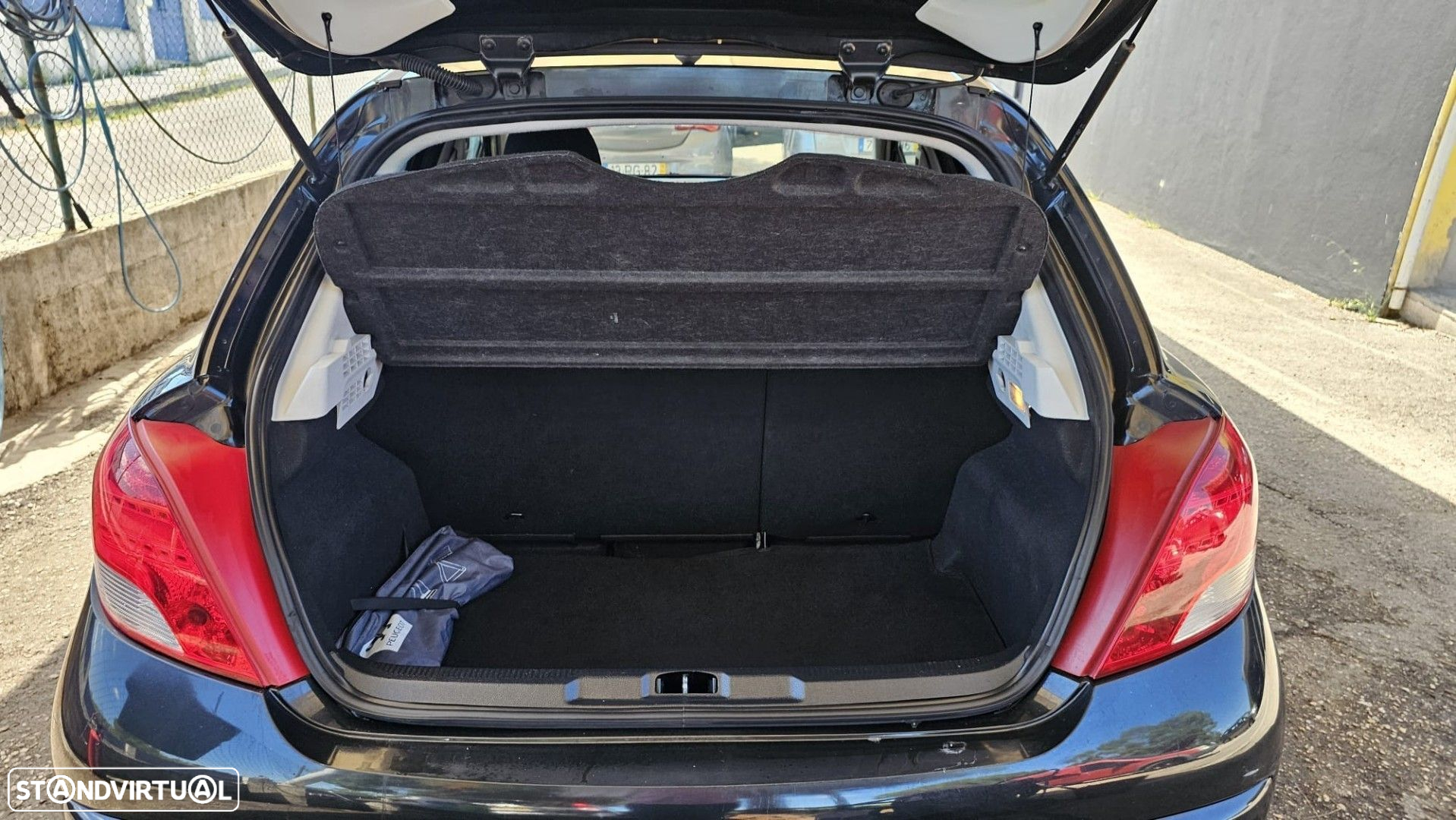 Peugeot 207 1.4 HDi SE Sportium - 10