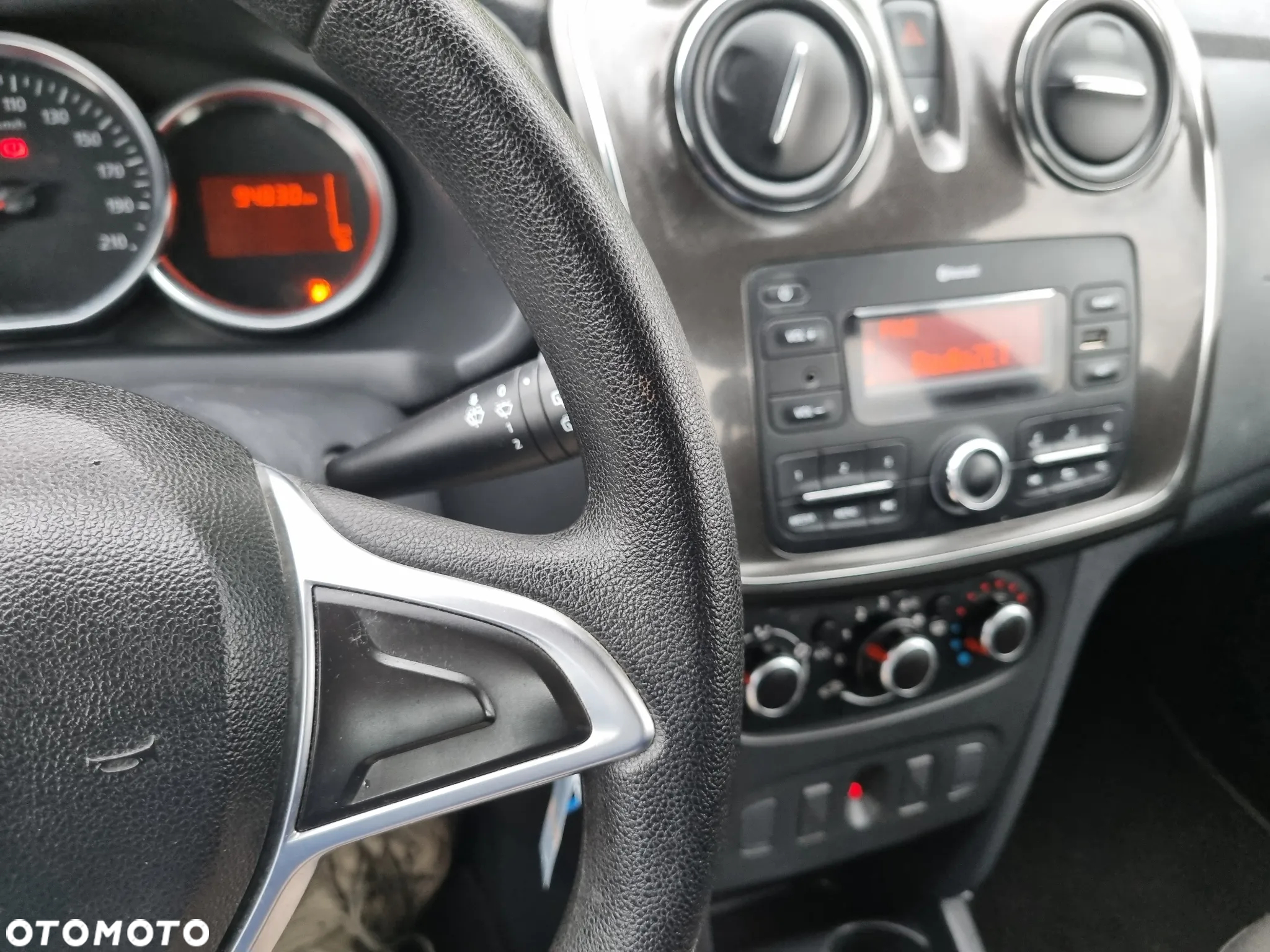 Dacia Logan MCV SCe 75 Laureate - 12