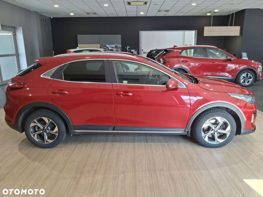 Kia XCeed - 4