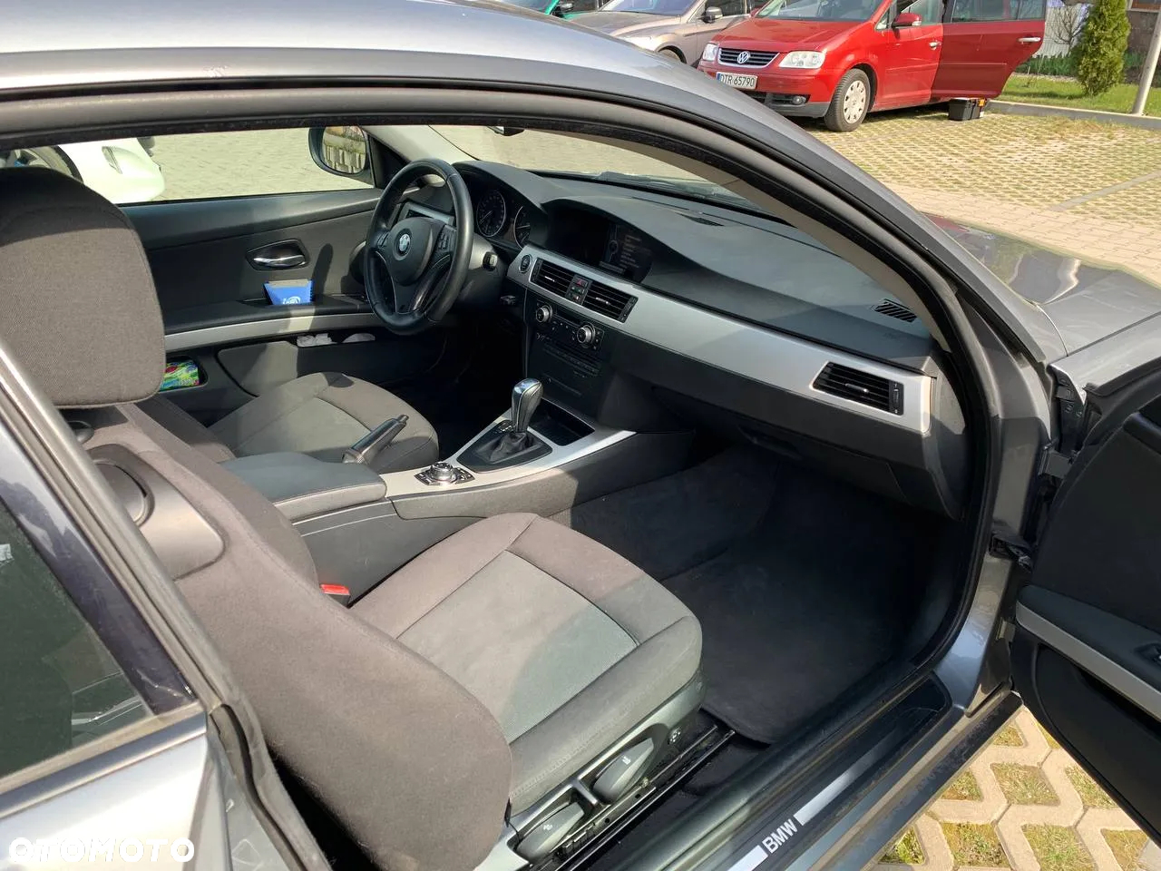 BMW Seria 3 320i Coupe - 11