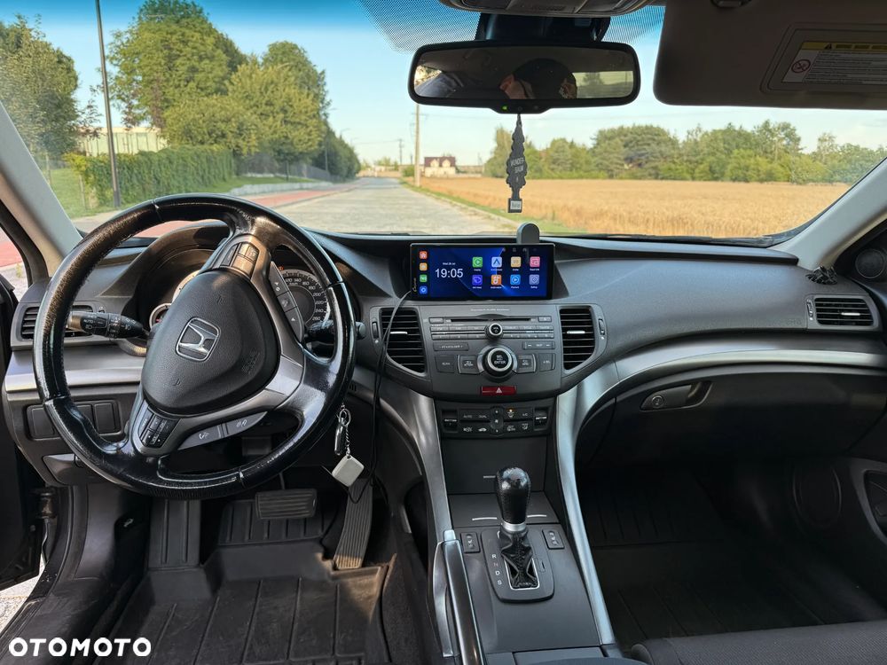Honda Accord - 10