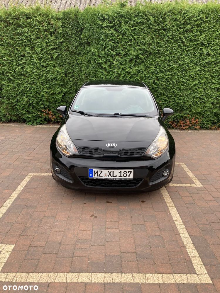 Kia Rio 1.4 L - 2