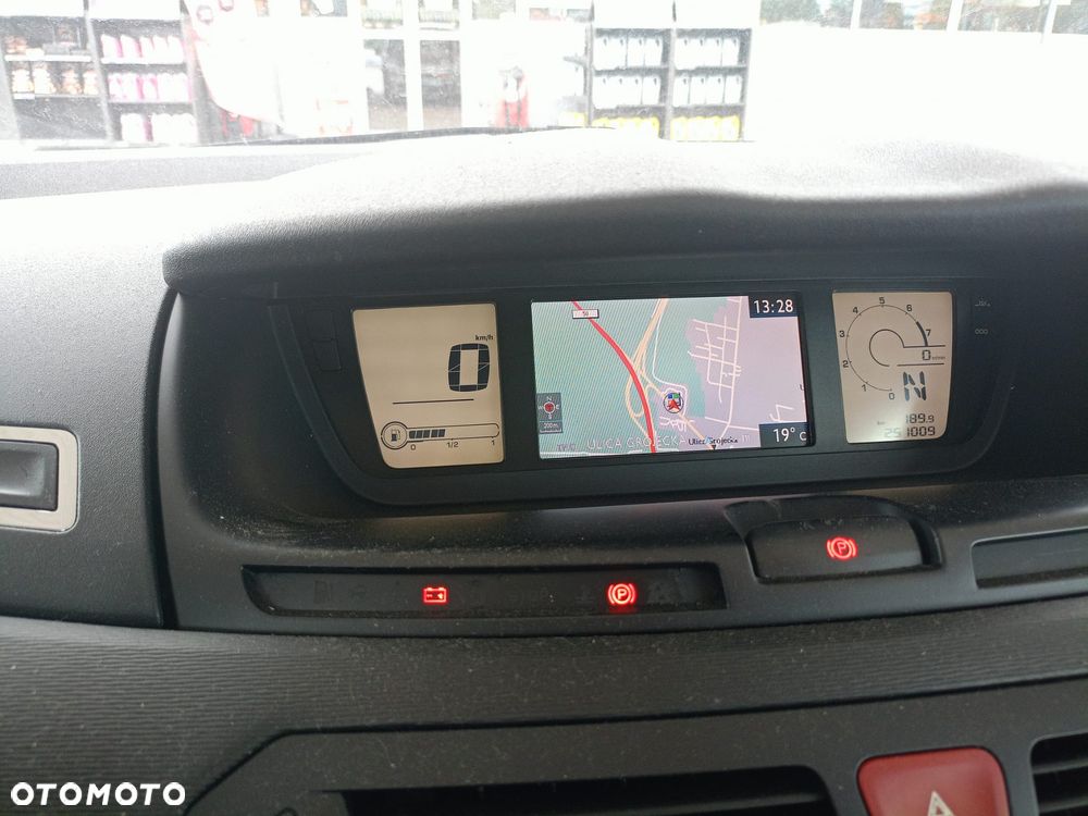 Citroën C4 Picasso - 15