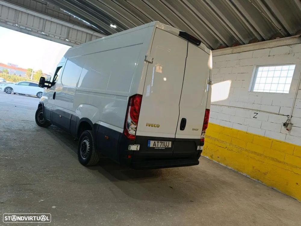 Iveco DAILY 2.3 35S16V 3520 - 2