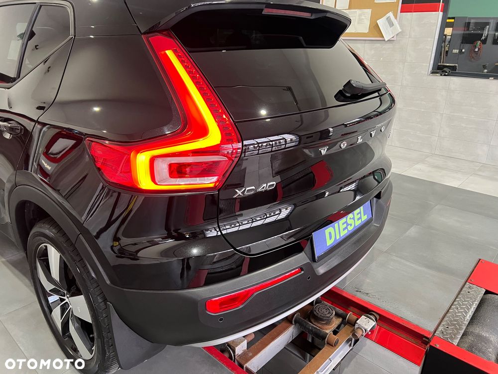 Volvo XC 40 D3 R-Design - 24