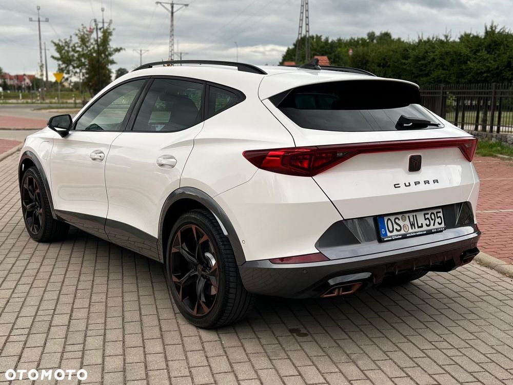 Cupra Formentor 1.4 e-Hybrid DSG Tribe Edition - 4