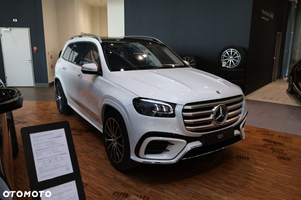 Mercedes-Benz GLS - 2