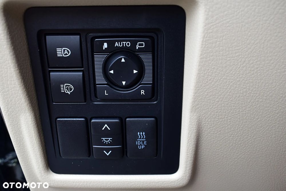 Toyota Land Cruiser LC 2.8 D-4D Invincible - 19