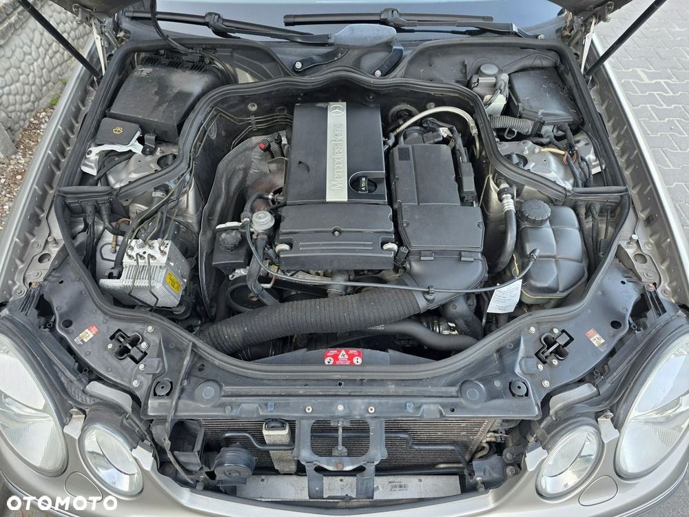 Mercedes-Benz Klasa E 200 Kompressor Automatik Elegance - 30