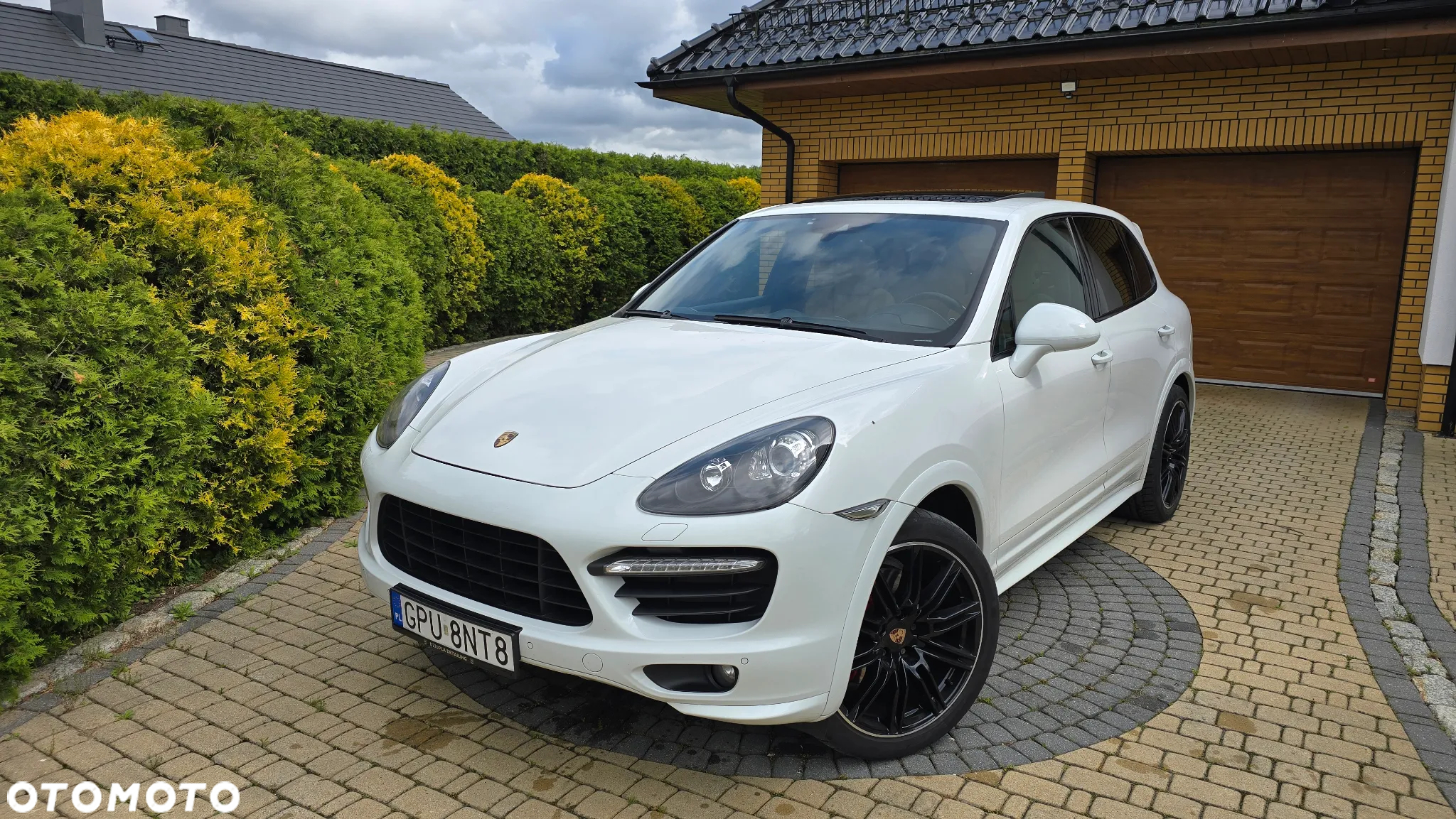Porsche Cayenne GTS - 10