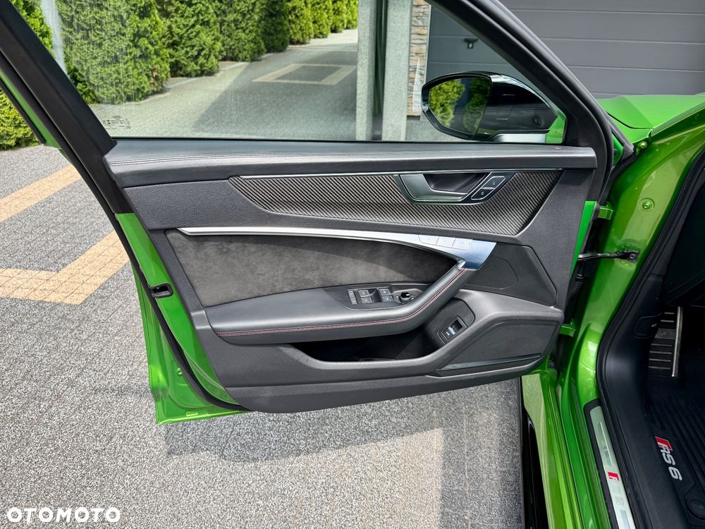 Audi RS6 Avant TFSI mHEV Quattro Performance Tiptronic - 14