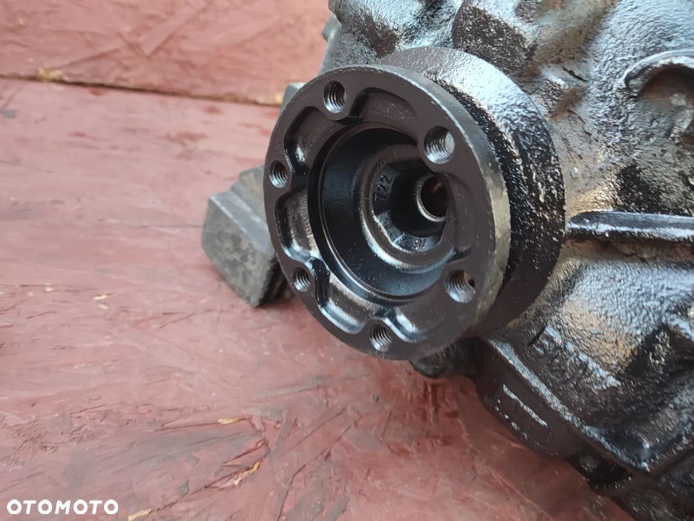 BMW E60 / E61 ORYGINALNY DYFERENCJAŁ TYŁ / DYFER / PRZEKŁADNIA TYŁ DUŻA GŁOWA O PRZEŁOŻENIU 3.46 POD SKRZYNIĘ AUTOMAT I SILNIK M54B30 O NR.  33 10 7 516 882 OEM SPRAWNY W 100% - 14