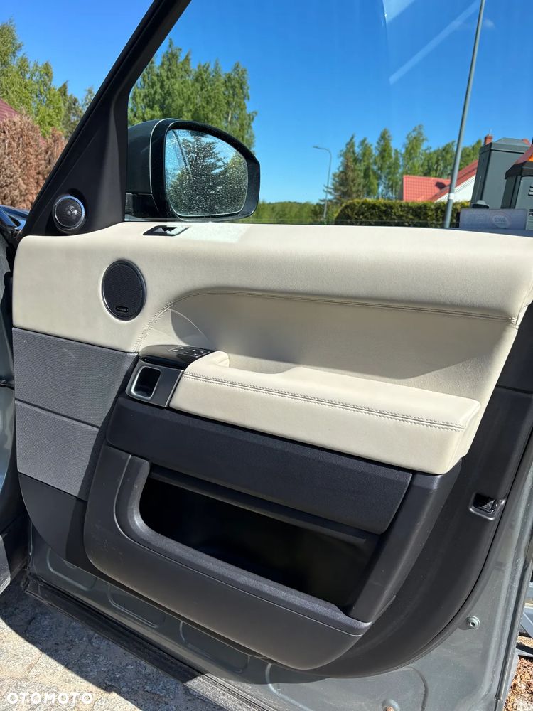 Land Rover Range Rover Sport - 16