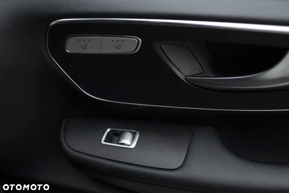 Mercedes-Benz Klasa V 250 (BlueTEC) d Avantgarde 7G-Tronic (długi) - 17