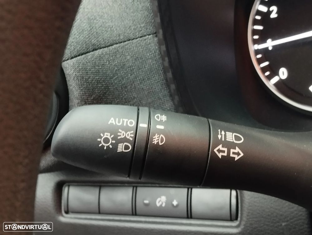 Nissan Juke 1.0 DIG-T Acenta+ DCT - 22