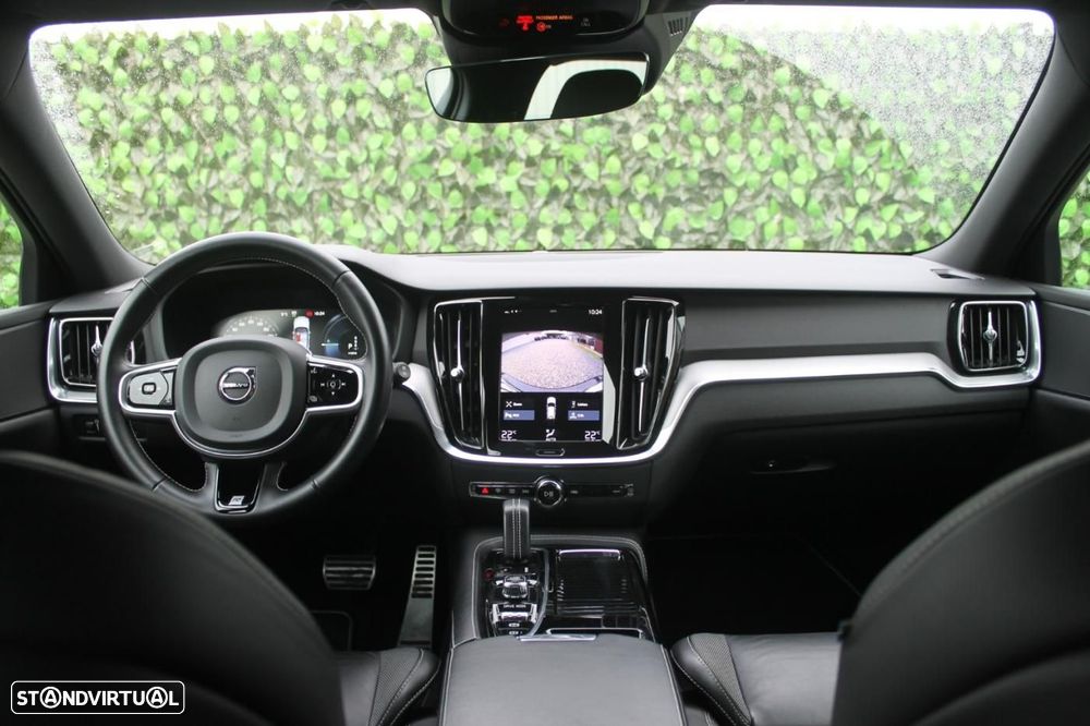 Volvo V60 2.0 T8 AWD TE R-Design - 7