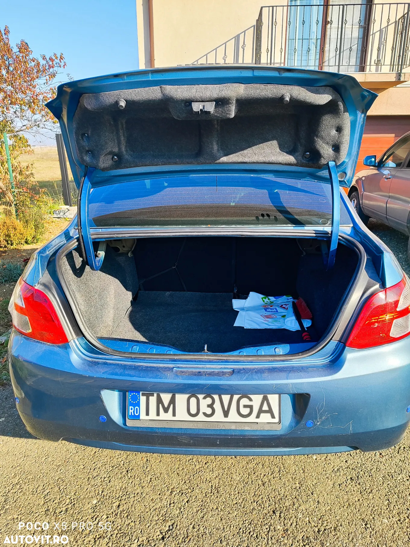 Peugeot 301 1.2 VTi Active - 12