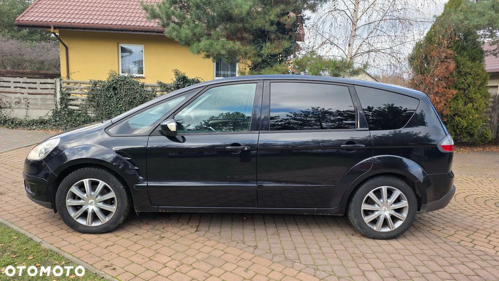 Ford S-Max - 26