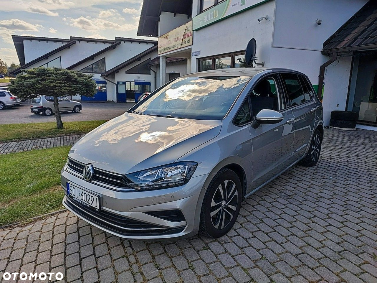 Volkswagen Golf Sportsvan - 3