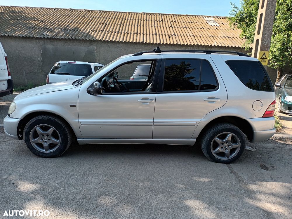 Dezmembrari  Mercedes-Benz ML / M-CLASS (W163)  1998  > 2005 ML 320 ( - 8