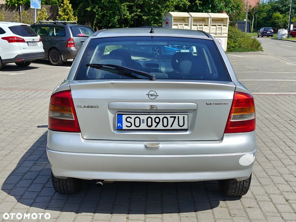 Opel Astra II 1.4 Start - 11