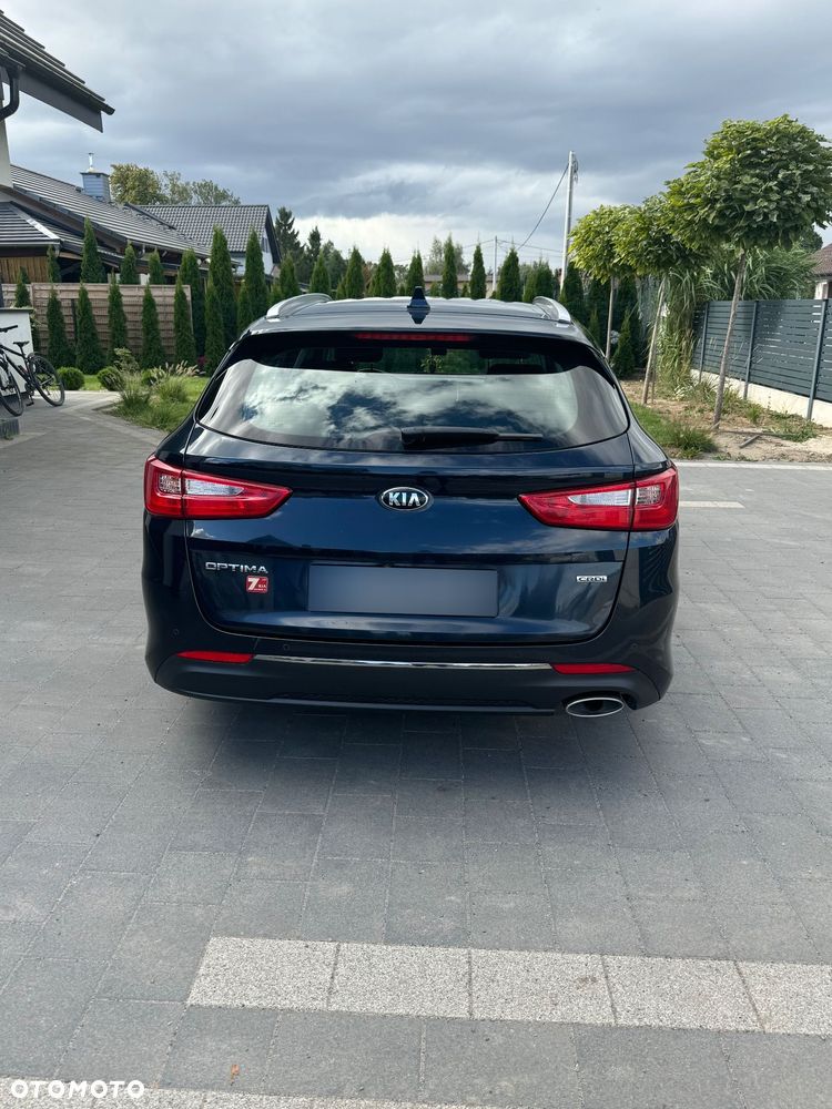 Kia Optima - 4