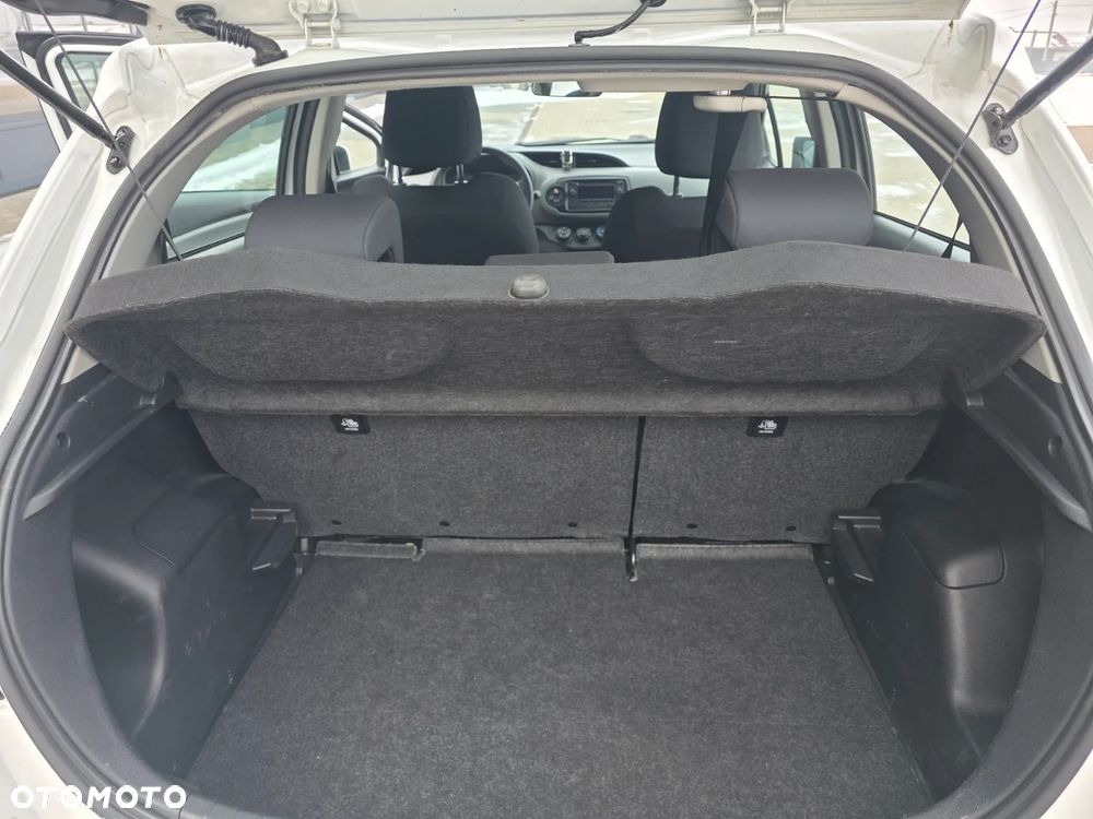 Toyota Yaris 1.5 Active - 9