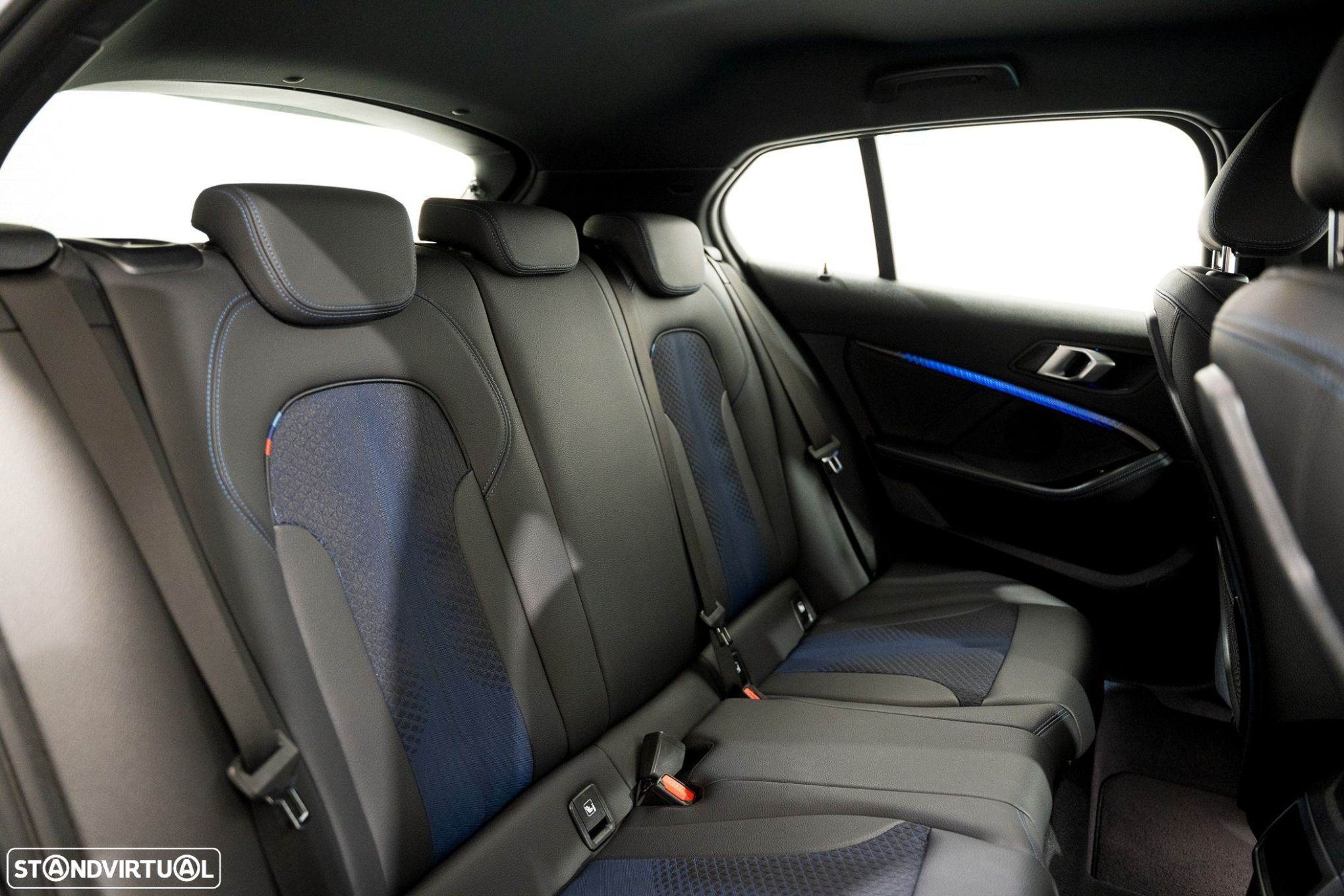 BMW 116 d Corporate Edition M - 12