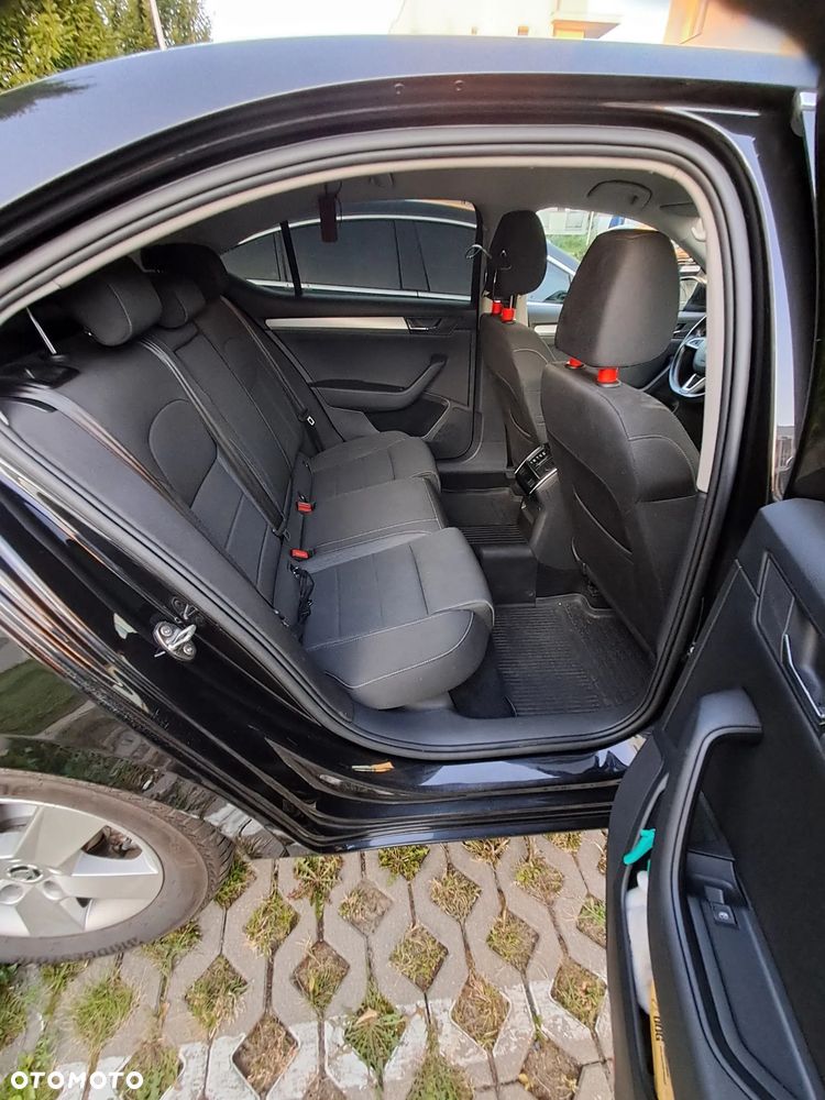 Skoda Superb 1.8 TSI Ambition DSG - 15