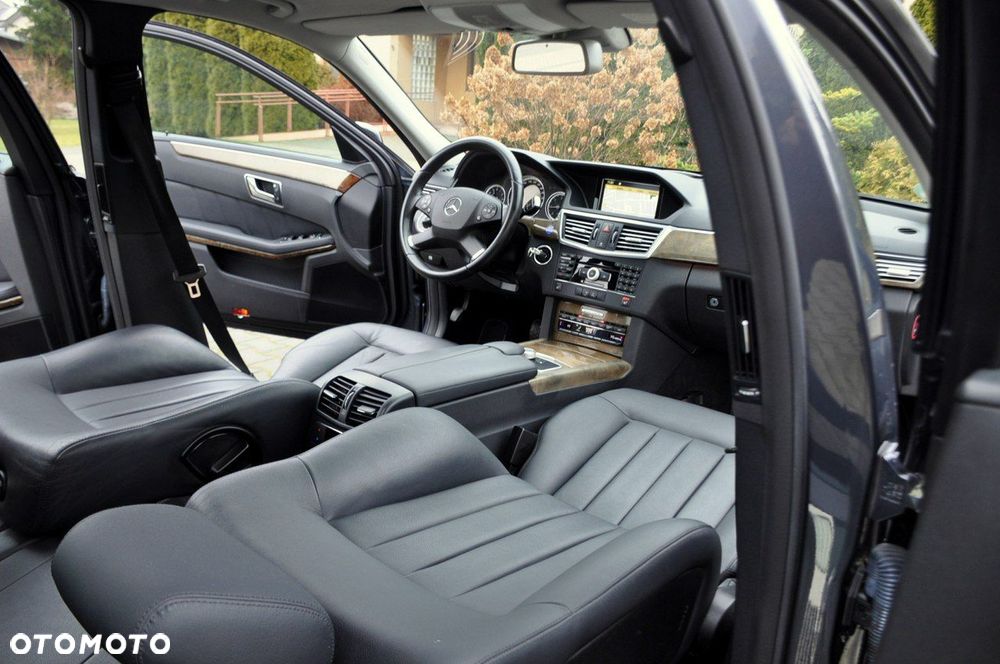 Mercedes-Benz Klasa E - 26