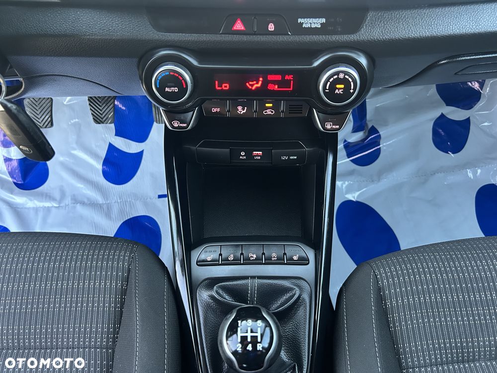 Kia Stonic 1.2 Dream-Team Edition - 17