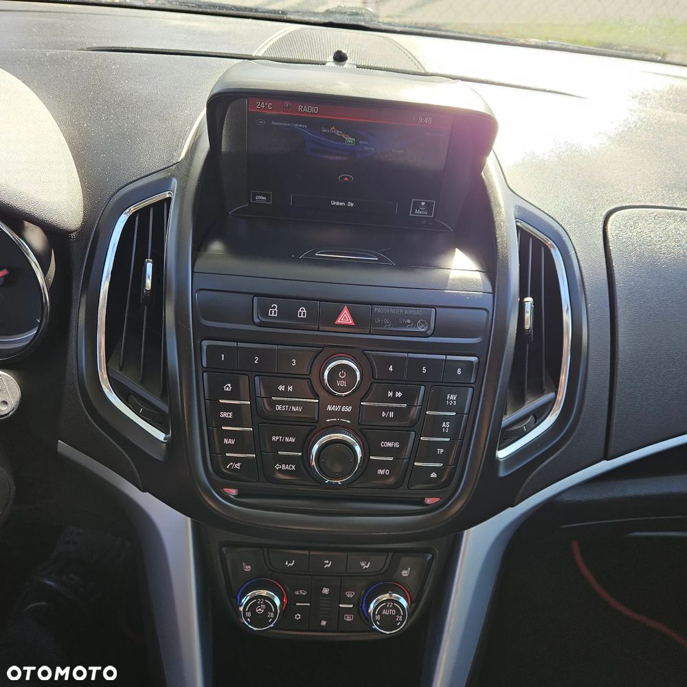 Opel Zafira - 26
